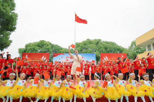 河頭幼兒園：童心向黨  紅色筑夢.jpg