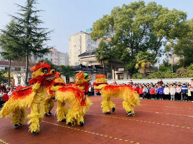 華城實驗幼兒園：虎力全開向未來.JPG